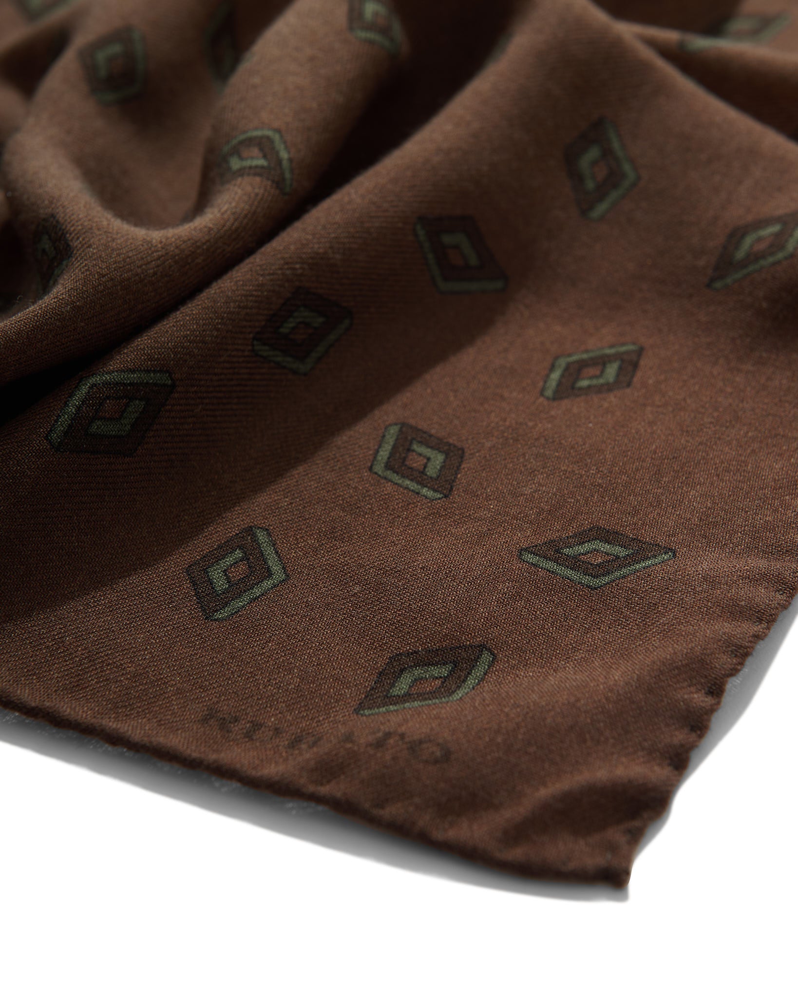 Foulard in Tobacco Diamond